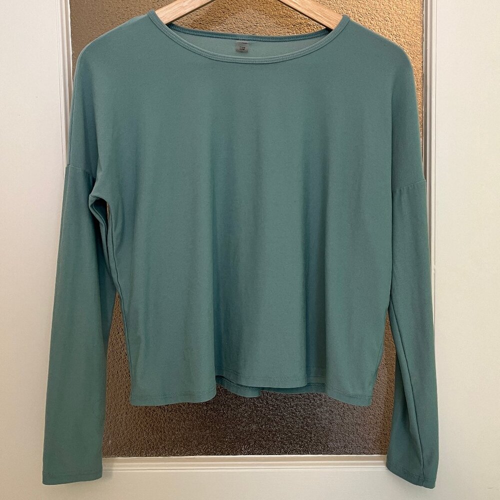 Beyond Yoga Lightweight Long Sleeve Pullover, Size XS